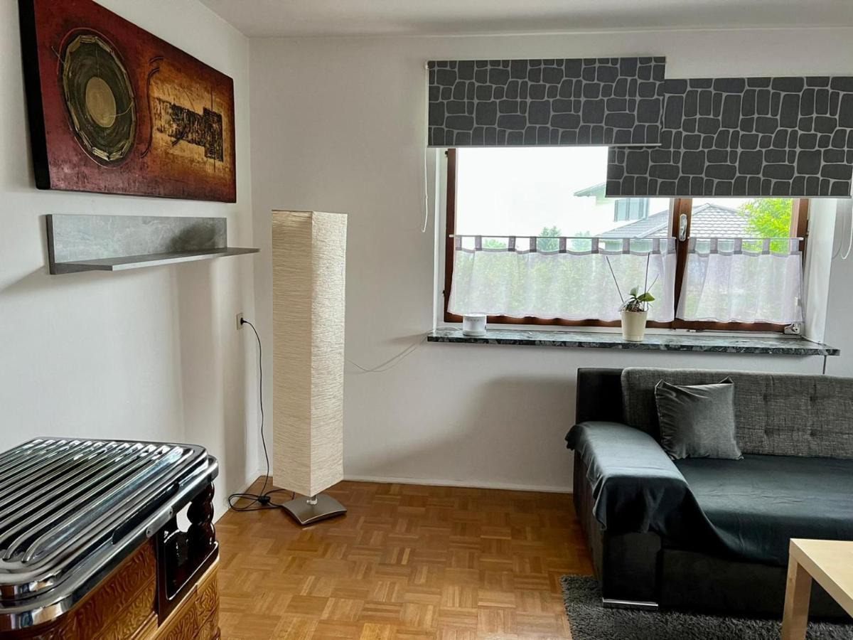 Ferienwohnung Am Mattsee Guggenberg  Bagian luar foto